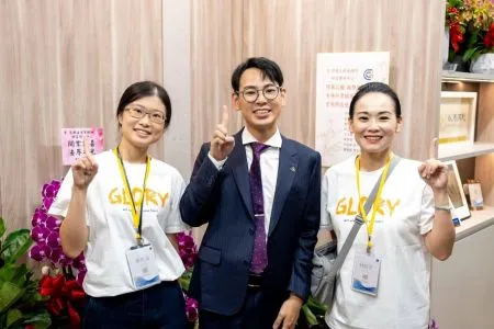 恩典財富傳承中心 開業平安－黃亦揚律師