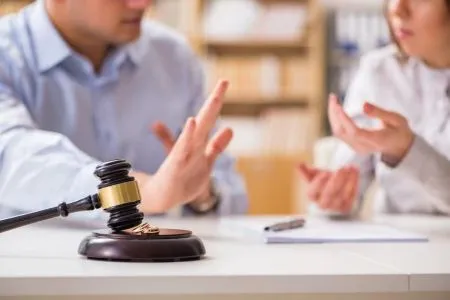 喝醉酒吸入嘔吐物窒息算不算意外？傷害保險之外來性 －林正椈律師、王韋竣律師