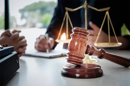 易科罰金與併科罰金的差別？－林正椈律師