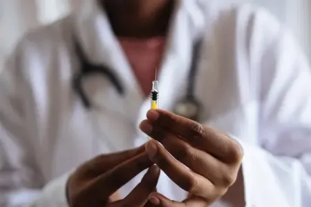 公司捐贈疫苗需要開董事會、股東會嗎？－林正椈律師