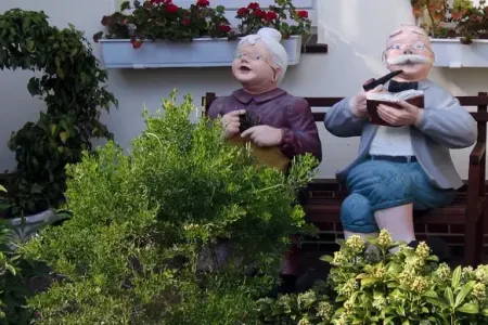 《經濟日報-蘇家宏律師》舅舅80歲未婚無子，60歲單身漢小有積蓄卻被媽媽要求照顧102歲外公，不想答應怎麼辦？