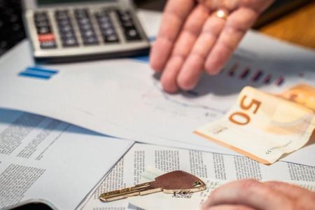 《東森財經新聞-蘇家宏律師》月薪9萬竟零存款！律師揭改善關鍵：有錢人身上未必有很多錢