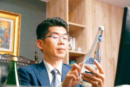 《橘世代-蘇家宏律師》暖男律師 讓阿公阿嬤聽懂法條