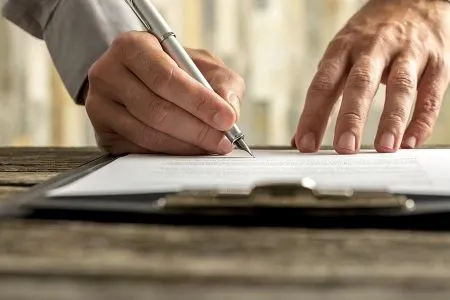 《風傳媒-蘇家宏律師》遺囑不用公證就能立！律師教5招「合法、有效力」，不怕財產落入他人手中