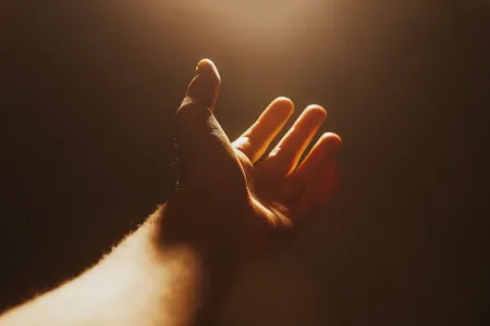 《壹蘋新聞網-周依潔律師》「W姓大咖男演員」被爆劈腿約砲有犯法？　律師曝一關鍵